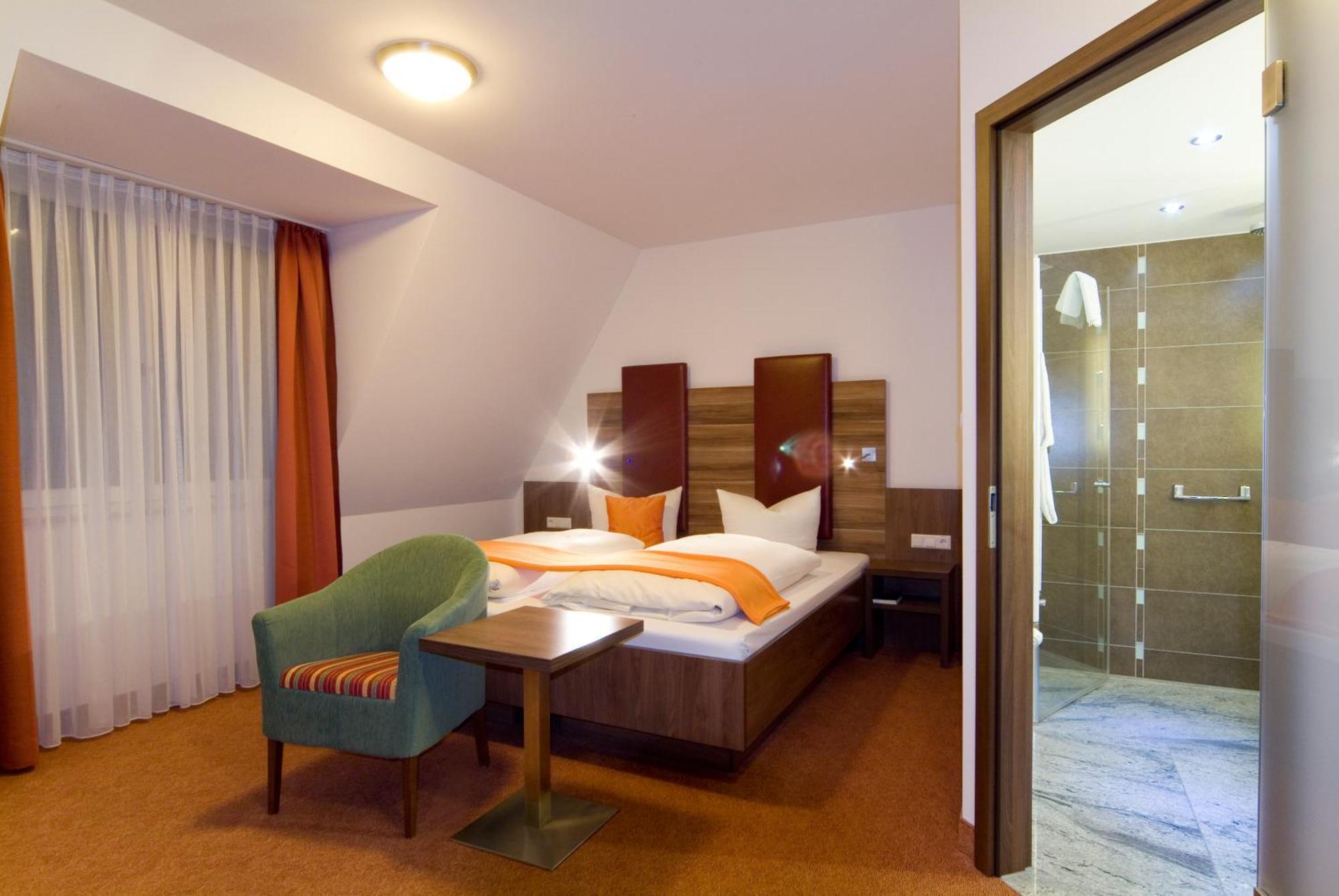 Hotel Sonneck Schwäbisch Hall Екстериор снимка