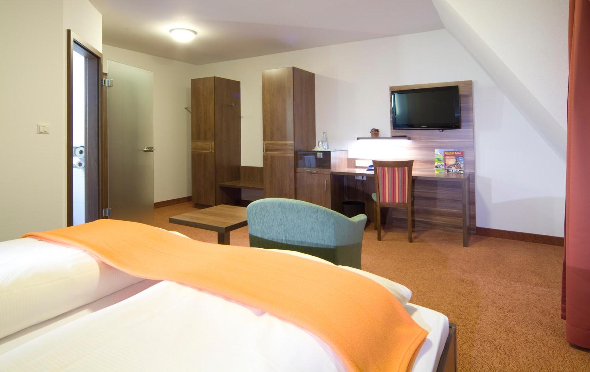 Hotel Sonneck Schwäbisch Hall Екстериор снимка