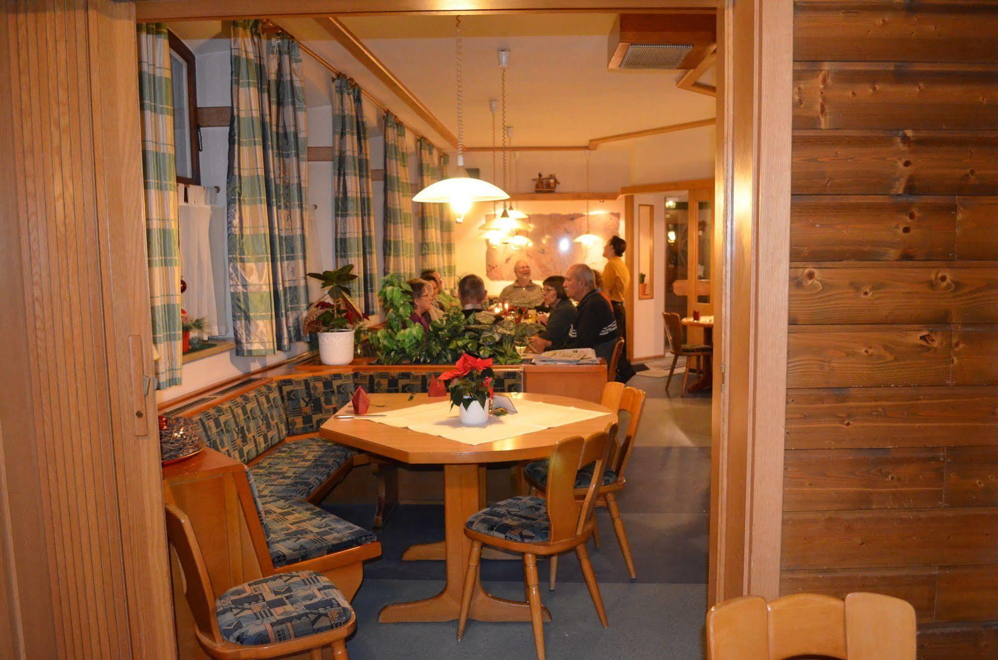 Hotel Sonneck Schwäbisch Hall Екстериор снимка